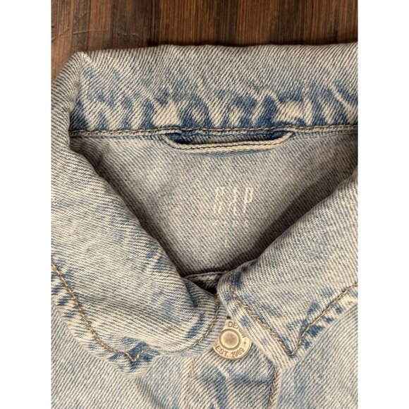Gap Kids Denim Jacket Light Wash Size L 100% Cotton Classic Snap Button - Picture 3 of 5